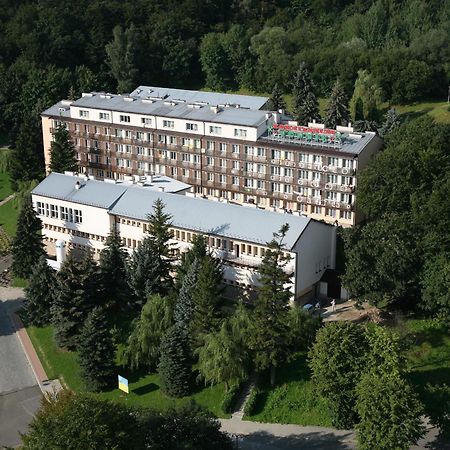 Kzzg W Polsce, Gornicze Sanatorium Zwiazkowe "Gornik" Hotel Iwonicz-Zdrój Buitenkant foto