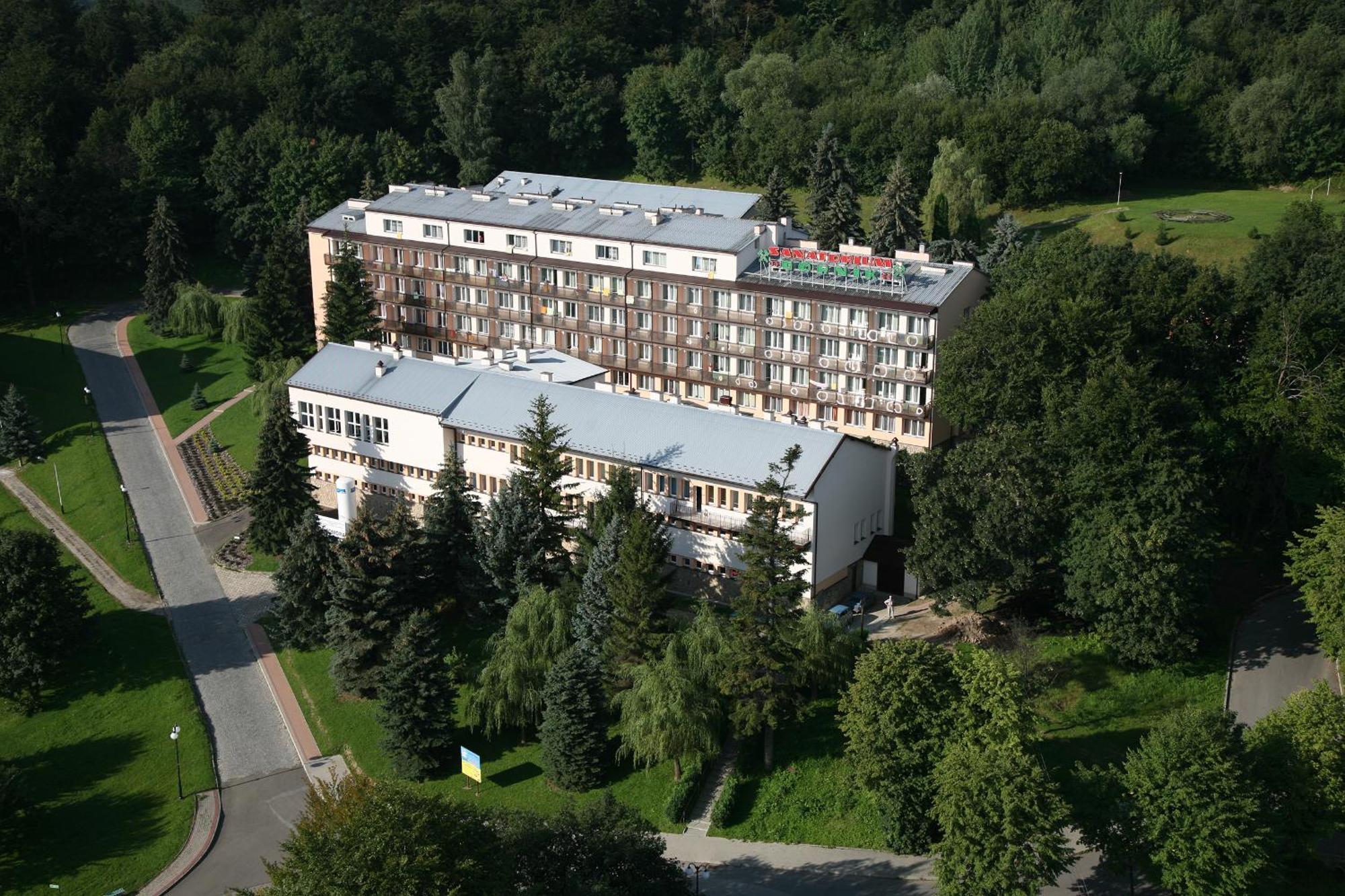 Kzzg W Polsce, Gornicze Sanatorium Zwiazkowe "Gornik" Hotel Iwonicz-Zdrój Buitenkant foto